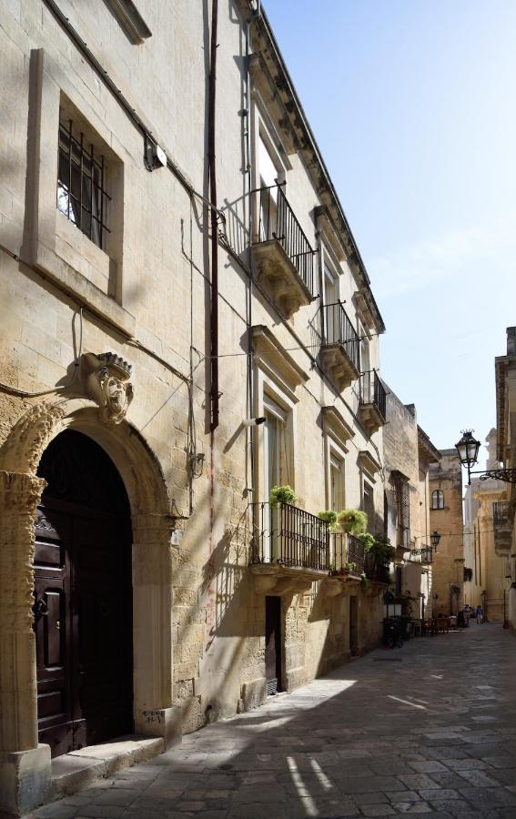 Palazzo Rudiae -Duomo Apartment Lecce Exterior photo